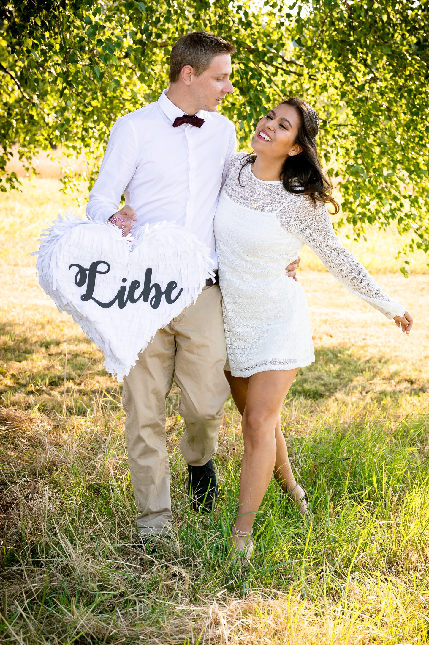 Liebe Herz Piñata image 1